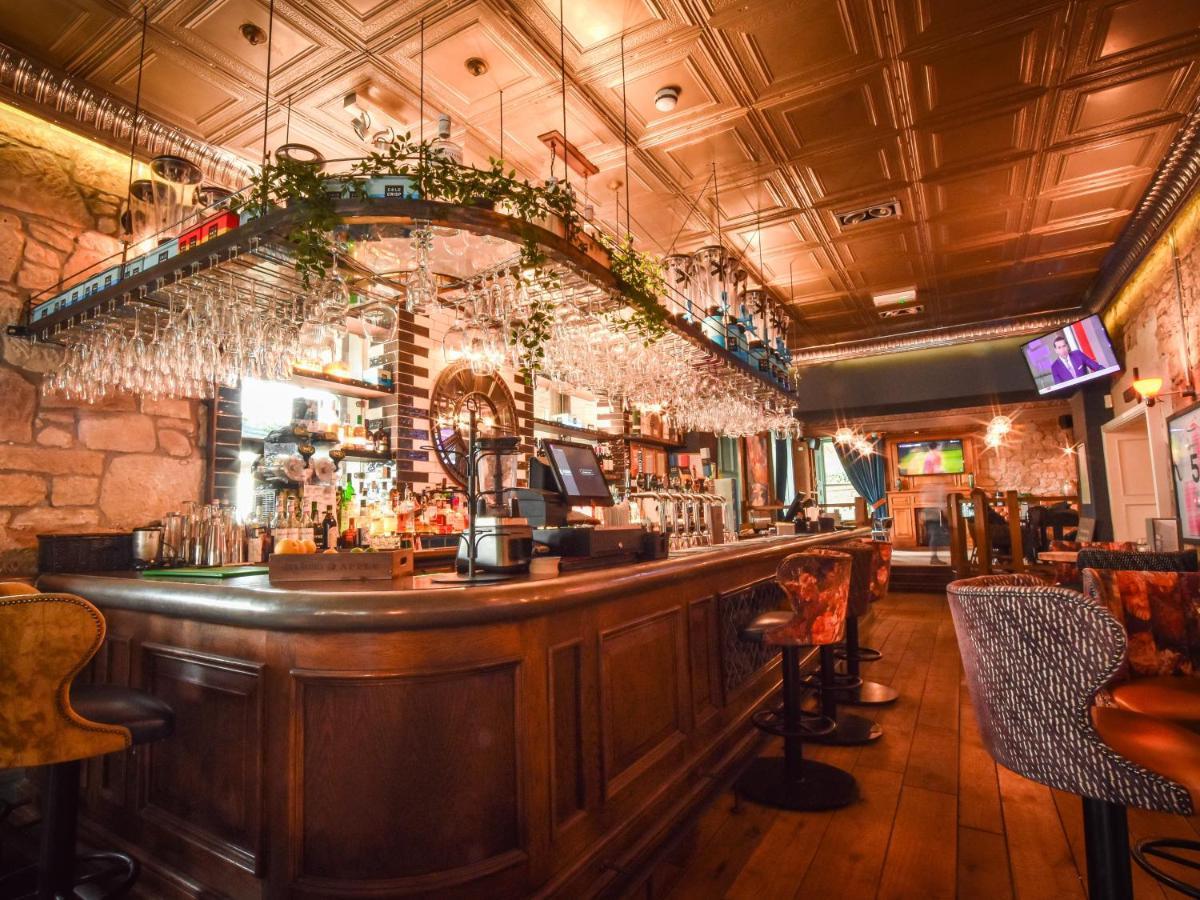The Meadowpark Bar, Kitchen & Rooms 스털링 외부 사진